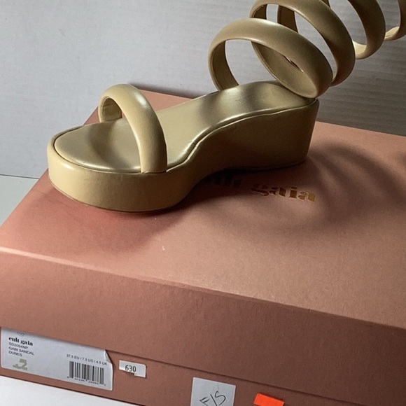 Women's Natural Snake-embossed Leather Ankle Wrap Sandals - Picture 8 of 9